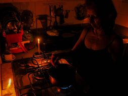 Cerca de las 20:09 horas se alcanzó el restablecimiento de 260 mil 420 usuarios, lo que representa 96% del total. EFE/Archivo