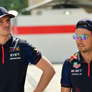 Verstappen revela cómo es su relación con Checo Pérez