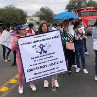 Bloquean accesos a Teotihuacán por muerte de Norma Lizbeth; exigen cárcel para su agresora