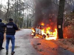Los inspectores fueron golpeados y la camioneta donde viajaban fue quemada. ESPECIAL