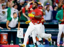 Randy Arozarena se ha convertido en la gran figura de la Selección Mexicana, pues además de producir carreras, ha sido efectivo con su juego defensivo en las praderas. AFP/M. Briggs