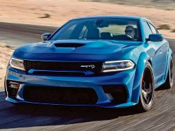 Charger SRT Hellcat Redeye. Su diseño ofrece salpicaderos más anchos y rines negros de 20 pulgadas. ESPECIAL