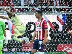 América borra a Chivas y golea en el Clásico