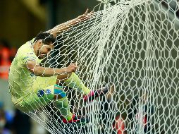 El polémico festejo de Henry Martín desató críticas de la afición. EFE/F. Guasco