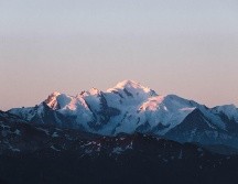 Las densas nubes le impidieron a los helicópteros llegar al lugar a tiempo. ESPECIAL/Foto de Andrea Caramello en Unsplash