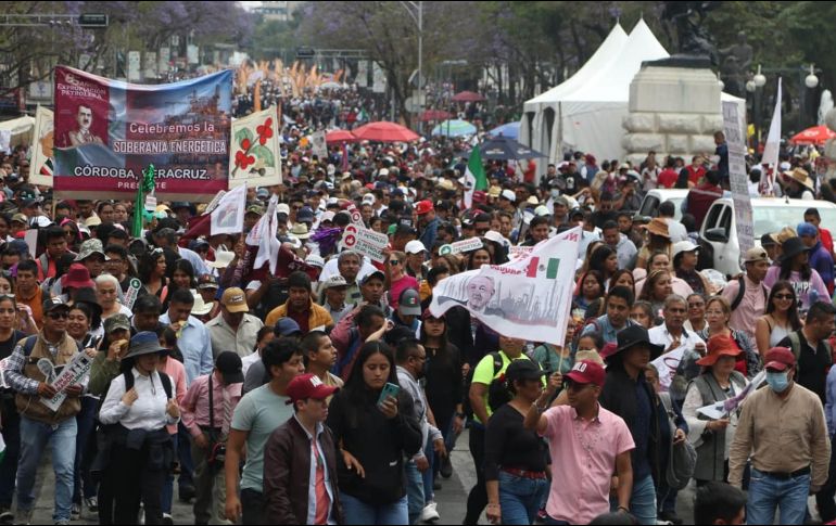 Miles de personas se dieron cita el sábado pasado a la plancha del Zócalo capitalino. ESPECIAL