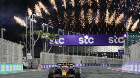 En la clasificación de constructores, Red Bull se mantiene a la cabeza tras los triunfos consecutivos de Verstappen y Checo Pérez. AFP / L. Bruno