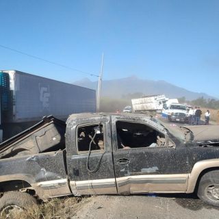 Vuelca camioneta con jornaleros en Zapotiltic; hay siete lesionados y una muerta