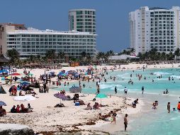 La economía mexicana habría ligado tres meses de crecimiento en febrero pasado, debido a la recuperación de la actividad industrial y el dinamismo del sector servicios. EFE / ARCHIVO