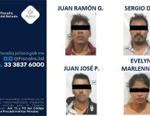 A los detenidos se les aseguró un vehículo marca Ford tipo Expedition, modelo 98 en color tinto, así como un arma de fuego sub-metralladora calibre 22. ESPECIAL/Fiscalía de Jalisco