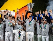 Japón se convirtió en el nuevo monarca del besibol en este 2023.  EFE