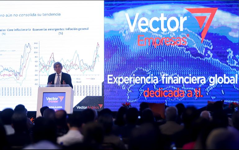 El grupo financiero Vector destacó las fortalezas del peso mexicano y su previsión para el cierre del año. EL INFROMDOR/ CARLOS ZEPEDA