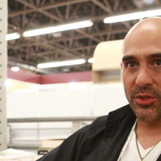 Suárez Gomís se lanza contra Ari Telch por foto con Rebecca Jones