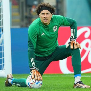Memo Ochoa figura dentro del Top 10 de los arqueros con más porterías en cero