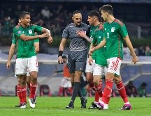 Con el rosario en la mano, la Selección Mexicana rescató el empate ante Jamaica. IMAGO7/Arturo Hernández