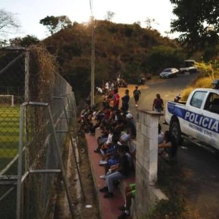 "Antes estábamos sitiados”: los barrios que se reencuentran en El Salvador tras la "desaparición" de las pandillas por la guerra de Bukele