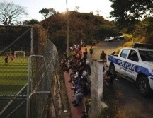La presencia de policías y militares es ahora constante en zonas tradicionalmente consideradas como feudos de las pandillas salvadoreñas, como la colonia La Campanera. REUTERS