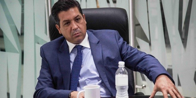 Abogado de García Cabeza de Vaca demanda a Santiago Nieto