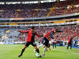Este sábado 1 de abril Atlas y Chivas volverán a encontrarse en la que es para muchos la rivalidad más añeja del futbol mexicano. IMAGO7