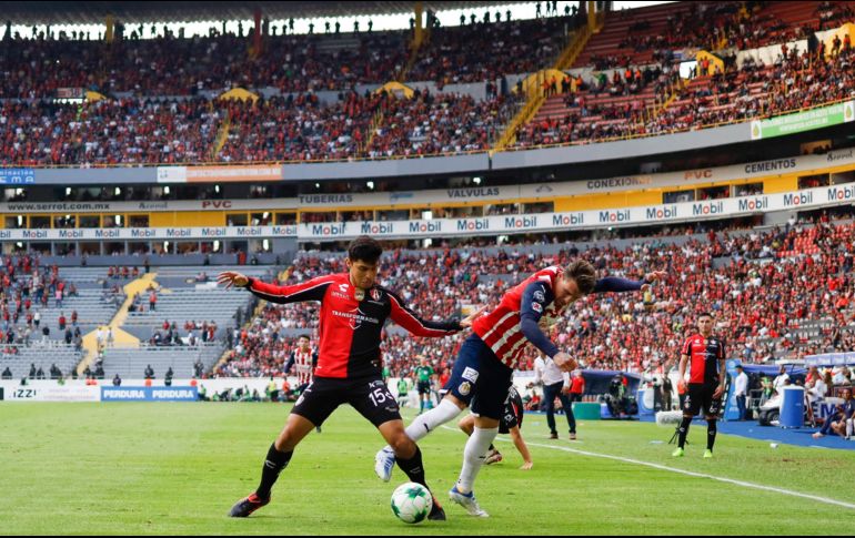 Este sábado 1 de abril Atlas y Chivas volverán a encontrarse en la que es para muchos la rivalidad más añeja del futbol mexicano. IMAGO7
