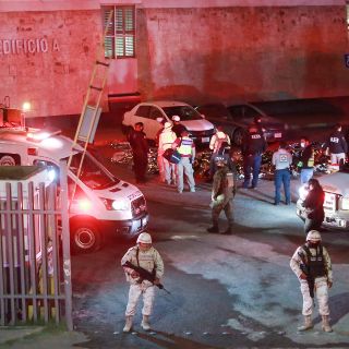 Embajador de EU lamenta muerte de migrantes en incendio de albergue