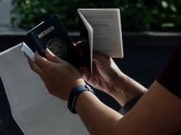 El pasaporte, un documento imprescindible para los mexicanos, sobre todo si desean viajar. EFE/ARCHIVO