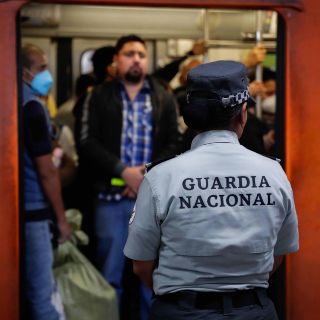La GN se retirará poco a poco del metro de la CDMX