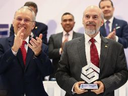 Jorde (der) destacó que en la empresa se han propuesto que el beneficio llegue a todos los colaboradores, clientes, proveedores, accionista y sociedad. EL INFORMADOR / C. Zepeda