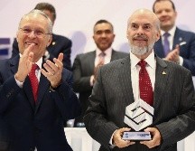 Jorde (der) destacó que en la empresa se han propuesto que el beneficio llegue a todos los colaboradores, clientes, proveedores, accionista y sociedad. EL INFORMADOR / C. Zepeda