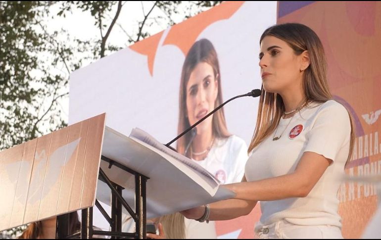 Eduardo Lomelí, quien concluyó su periodo como coordinador municipal, también agradeció el apoyo que recibió y manifestó su apoyo a Priscilla Franco para seguir trabajando por la capital de Jalisco. CORTESÍA