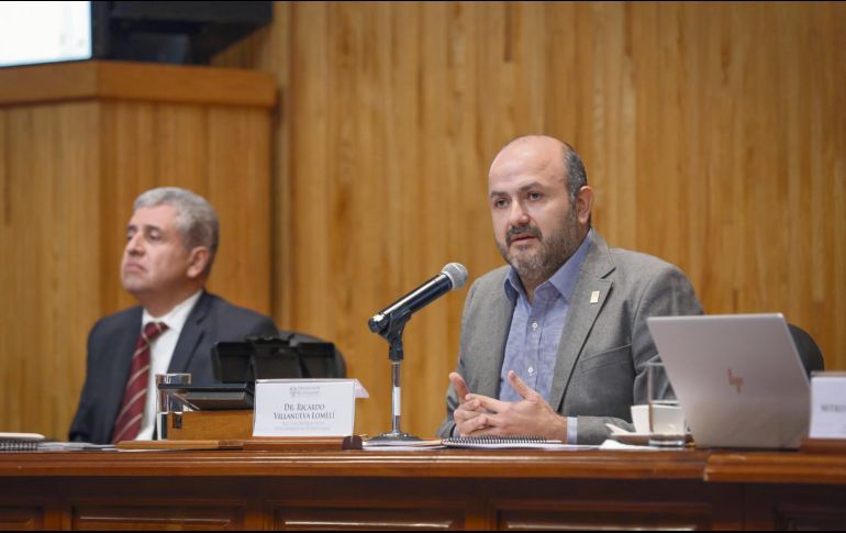 El rector Ricardo Villanueva Lomelí presidió la sesión del Consejo General Universitario en el Paraninfo. ESPECIAL