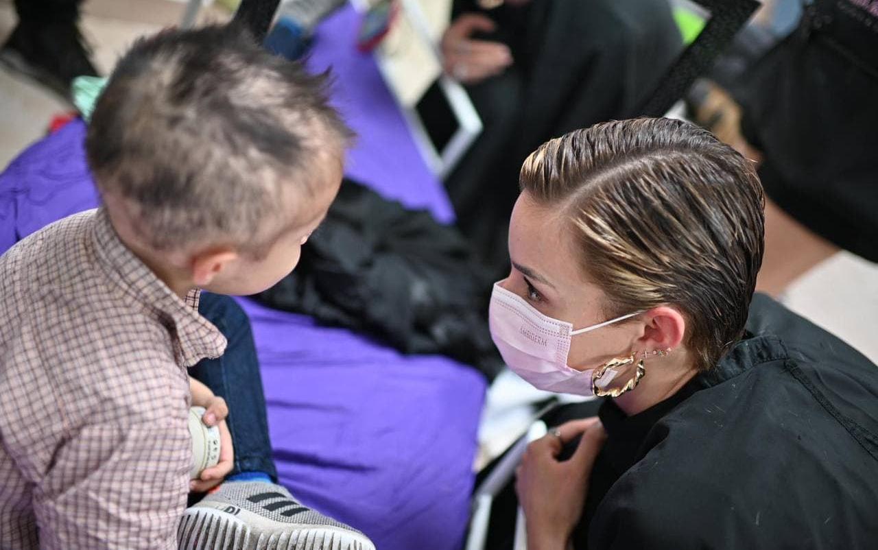 Mariana destacó que aunque Lalo ya no seguirá en el DIF Capullos, buscará estar presente en su vida. TWITTER/@samuel_garcias