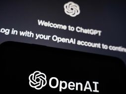 La demanda a OpenAI llega luego de que ejecutivos y expertos en tecnología pidieran que se detenga el desarrollo de sistemas de IA más avanzados que ChatGPT. EFE / W. Hao