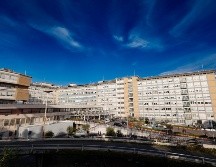 El personal médico decidió hospitalizar al Papa el miércoles luego de que regresó a su residencia en el Vaticano tras su tradicional audiencia general de los miércoles. EFE/G. Lami