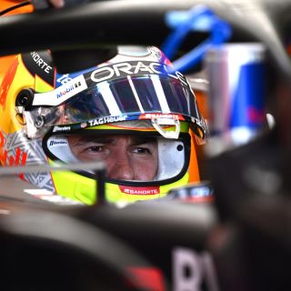 Checo Pérez reacciona tras problemas en segundo libre en Australia