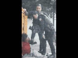 Pablo Lemus señala que ante la agresión en la vía pública contra una persona en situación de calle por parte de los elementos de la Policía de Guadalajara, habrá cero tolerancia. TWITTER / @IsaackdeLoza