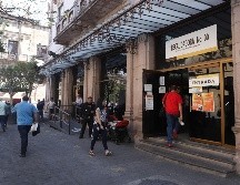 Tapatíos aprovecharon el último día de marzo para acudir a pagar el refrendo vehicular en las recaudadoras. EL INFROMADOR/ CARLOS ZEPEDA