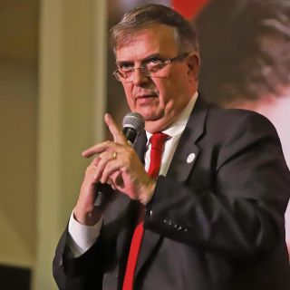 En su visita a Guadalajara, Marcelo Ebrard impulsa ampliar la clase media en México