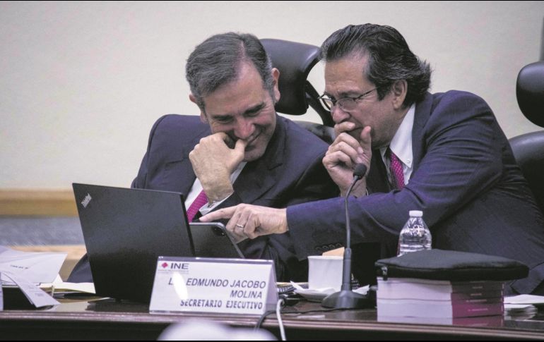 Lorenzo Córdova y Edmundo Jacobo terminaron su labor en el INE, por lo que podrían ser investigados, según Gobernación. SUN