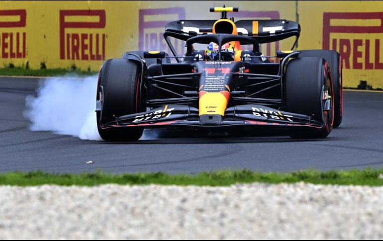 En la clasificación de constructores, Red Bull se mantiene a la cabeza tras los triunfos consecutivos de Verstappen y Checo Pérez. AFP / P. Crock