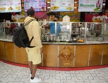 Las nieves raspadas se han vuelto una tradición del Parque Morelos. EL INFORMADOR/ARCHIVO