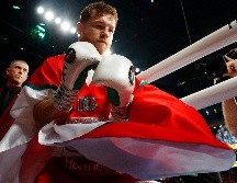 “Canelo” Álvarez se medirá ante Ryder en donde expondrá sus cuatro títulos como campeón mundial de peso supermedio. AFP / ARCHIVO