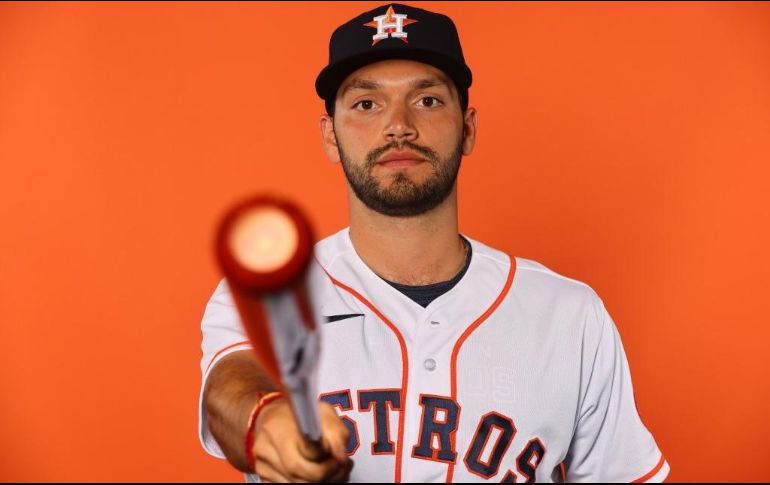 Aunque su debut lo hizo al entrar como bateador emergente, César Salazar se desempeña como receptor, es nacido en Hermosillo y fue seleccionado por Houston en el draft del 2018. AFP