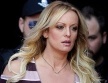 Daniels, cuyo nombre real es Stephanie Clifford, asegura que tuvo un amorío con Trump en 2006. AP