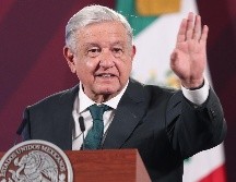 López Obrador se hizo presente en Ciudad Juárez para realizar un recorrido tras el mortal incendio que dejó 40 muertos. SUN/I. Esquivel