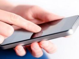 Ciertas costumbres cotidianas dañan a los celulares. AP/ ARCHIVO