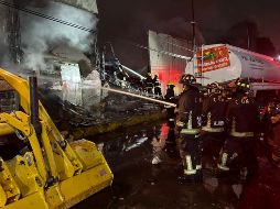 Clara Brugada, alcaldesa de Iztapalapa, informó que el incendio en Sector Envases Vacíos había sido controlado en su totalidad 