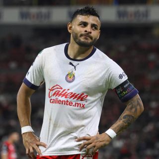 Chivas genera mucho, pero no define