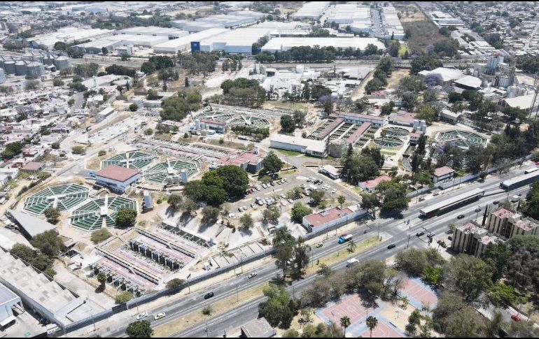 Planta potabilizadora en Miravalle. Las acciones del SIAPA para dar mantenimiento y limpieza a la infraestructura hidráulica se llevaron a cabo principalmente en 38 instalaciones. ESPECIAL