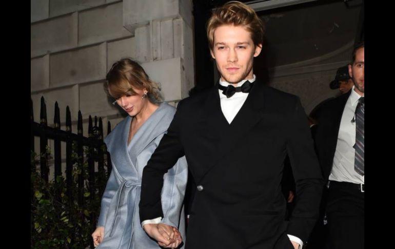 Aunque no se ha confirmado, fans de Taylor mostraron su preocupación en las redes sociales. ESPECIAL